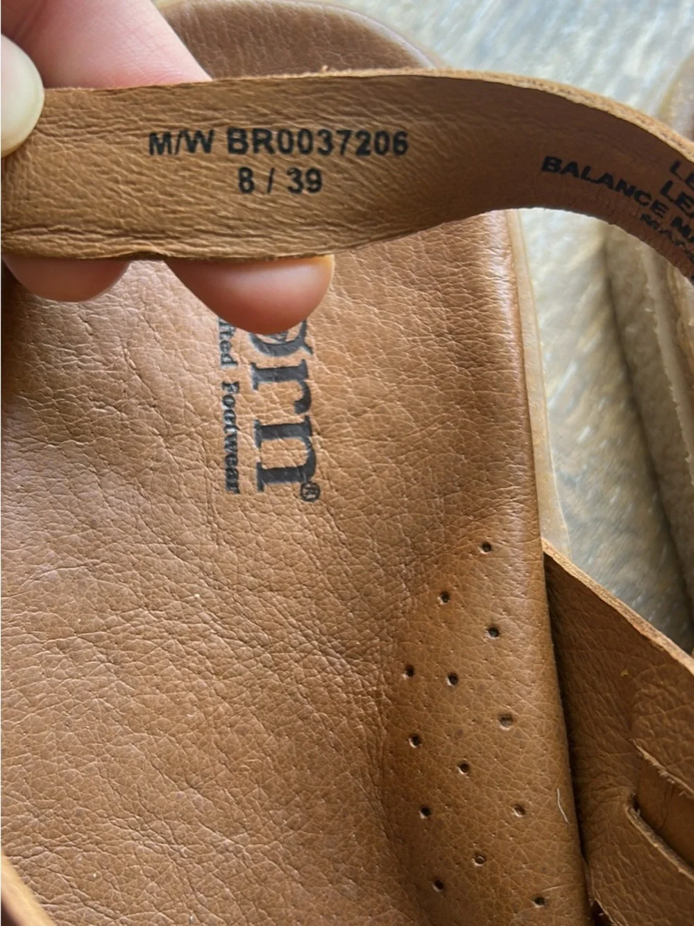BORN Women's Cammie Tan Leather Slingback Sandal NWOT